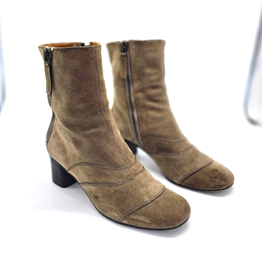 Chloe Lexie Suede Low Profile Zip Boots 39
